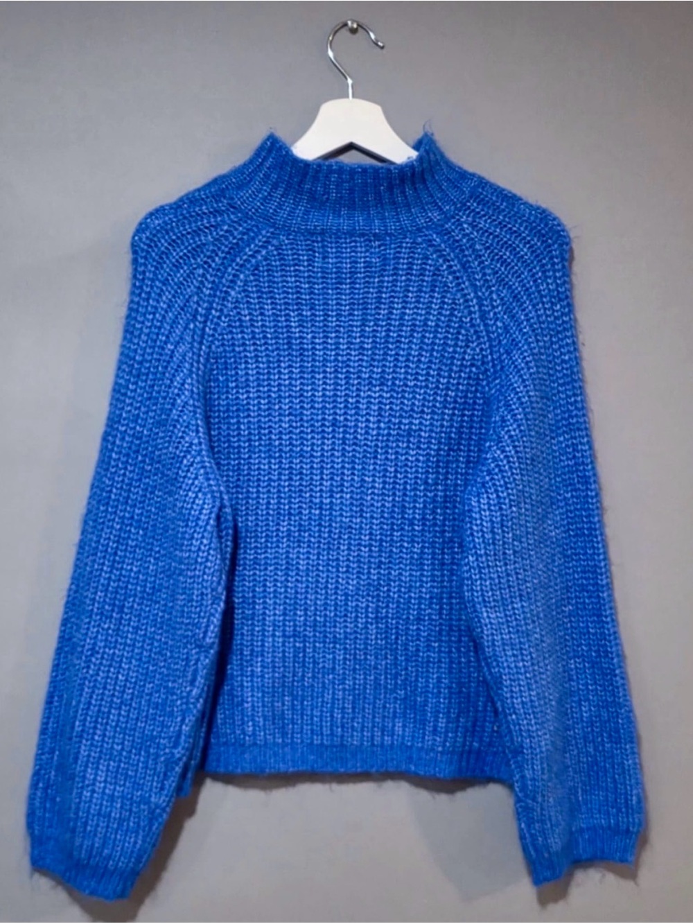 Anthropologie PIECES Electric Blue Chunky Knit Mock Neck Sweater Size M - Picture 6 of 10